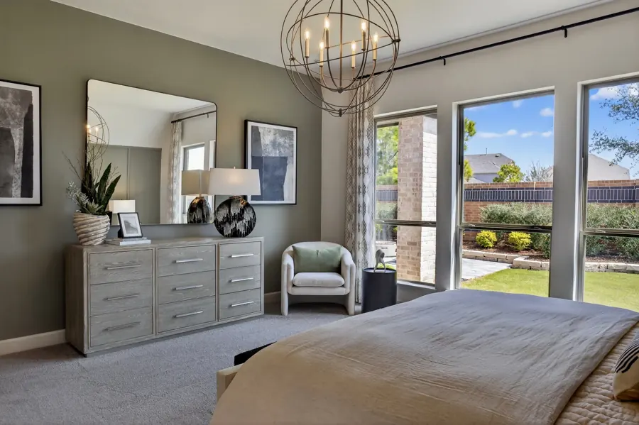 Bedroom with sitting nook