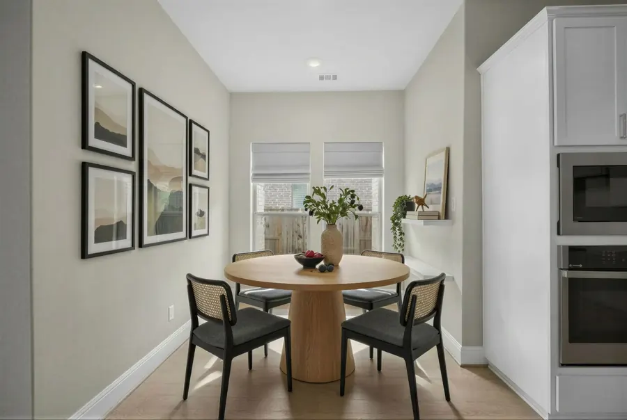 Virtually staged breakfast nook